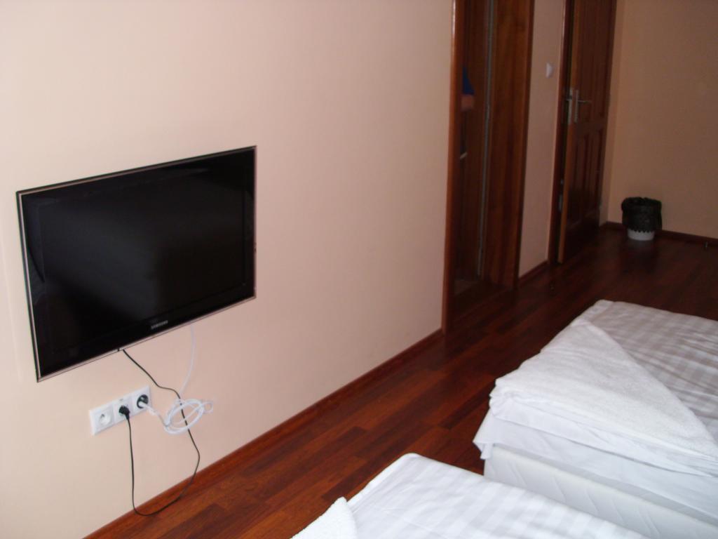 Guest House Mladost プレショフ エクステリア 写真
