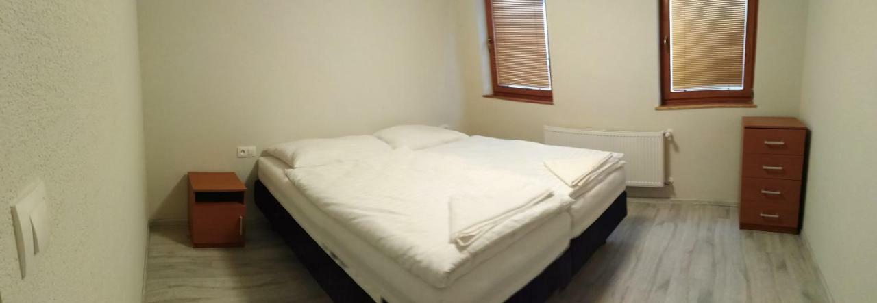 Guest House Mladost プレショフ エクステリア 写真