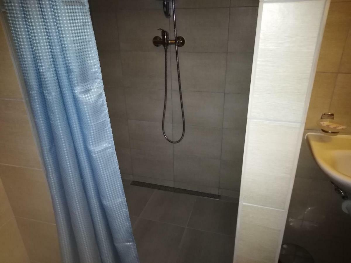 Guest House Mladost プレショフ エクステリア 写真